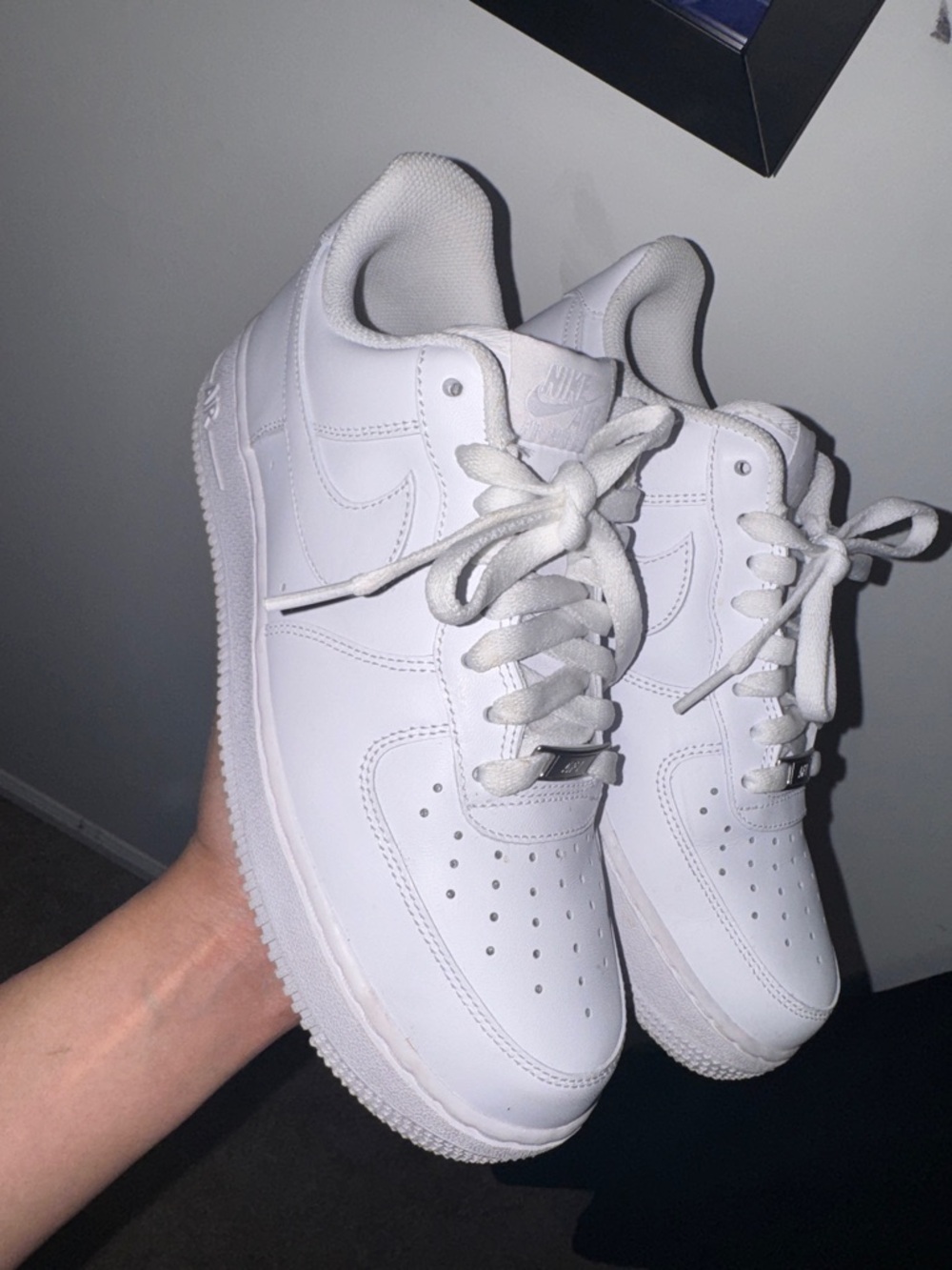 Nike White Leather Low-Top Sneakers